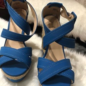 Aldo wedge heel